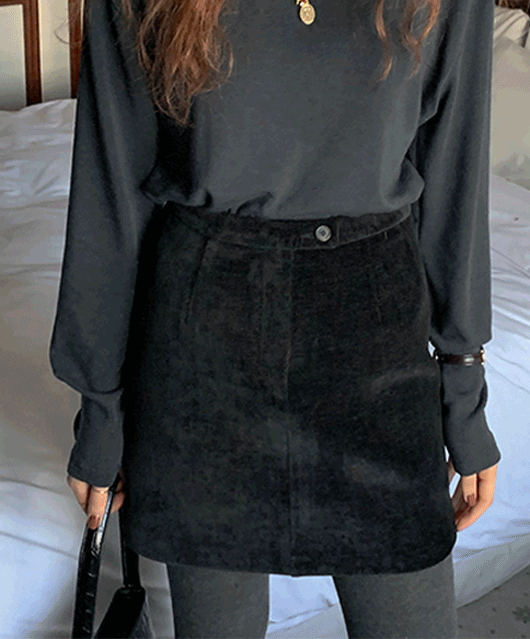 ✨BEST/재진행✨ weekly corduroy mini skirt (2color)